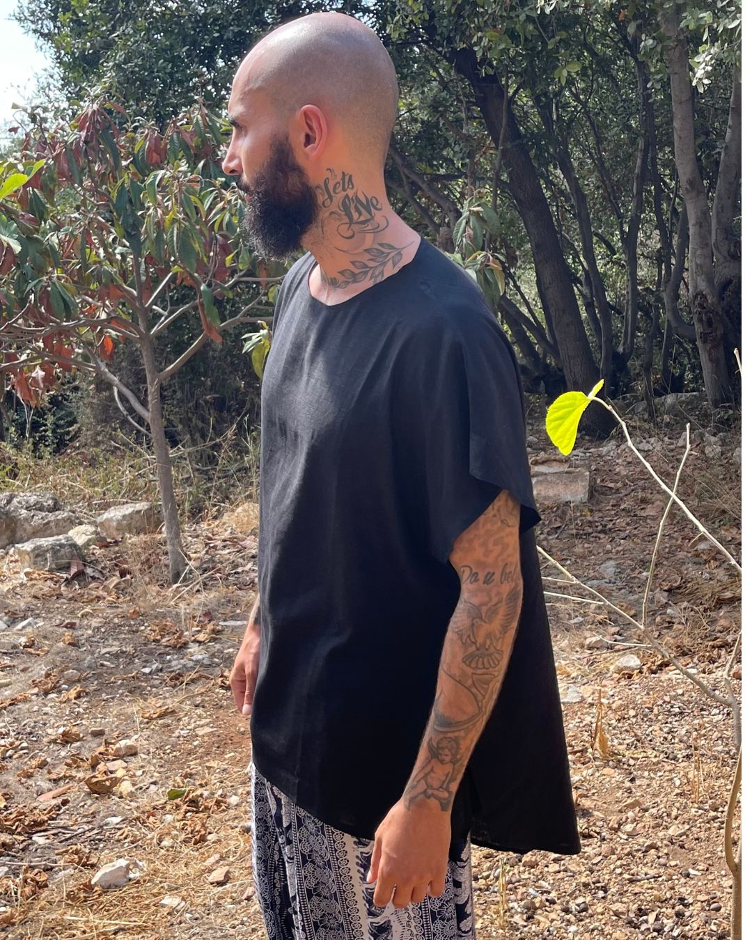 Bohemian قوم يا انسان Shirts